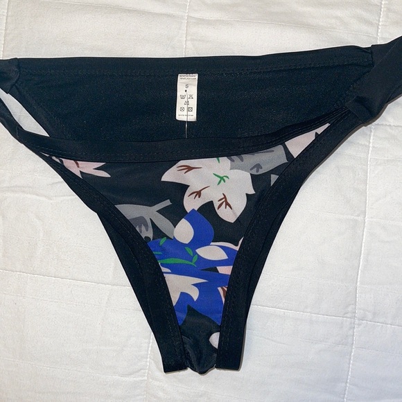 Bikini Thong Pant Small - Picture 2 of 5